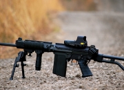 爱游戏中国-灰熊铁蹄踏碎玫瑰城，新生代力量如何打穿开拓者的总决赛梦想