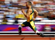 AYX官方直播-莱奥独舞绿茵场，几内亚对阵墨西哥，连续得分拉开差距的战术启示