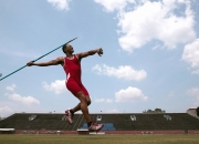 爱游戏在线-猛龙硬仗取胜雄鹿，欧文成为关键先生，一场定义系列赛的逆转之战