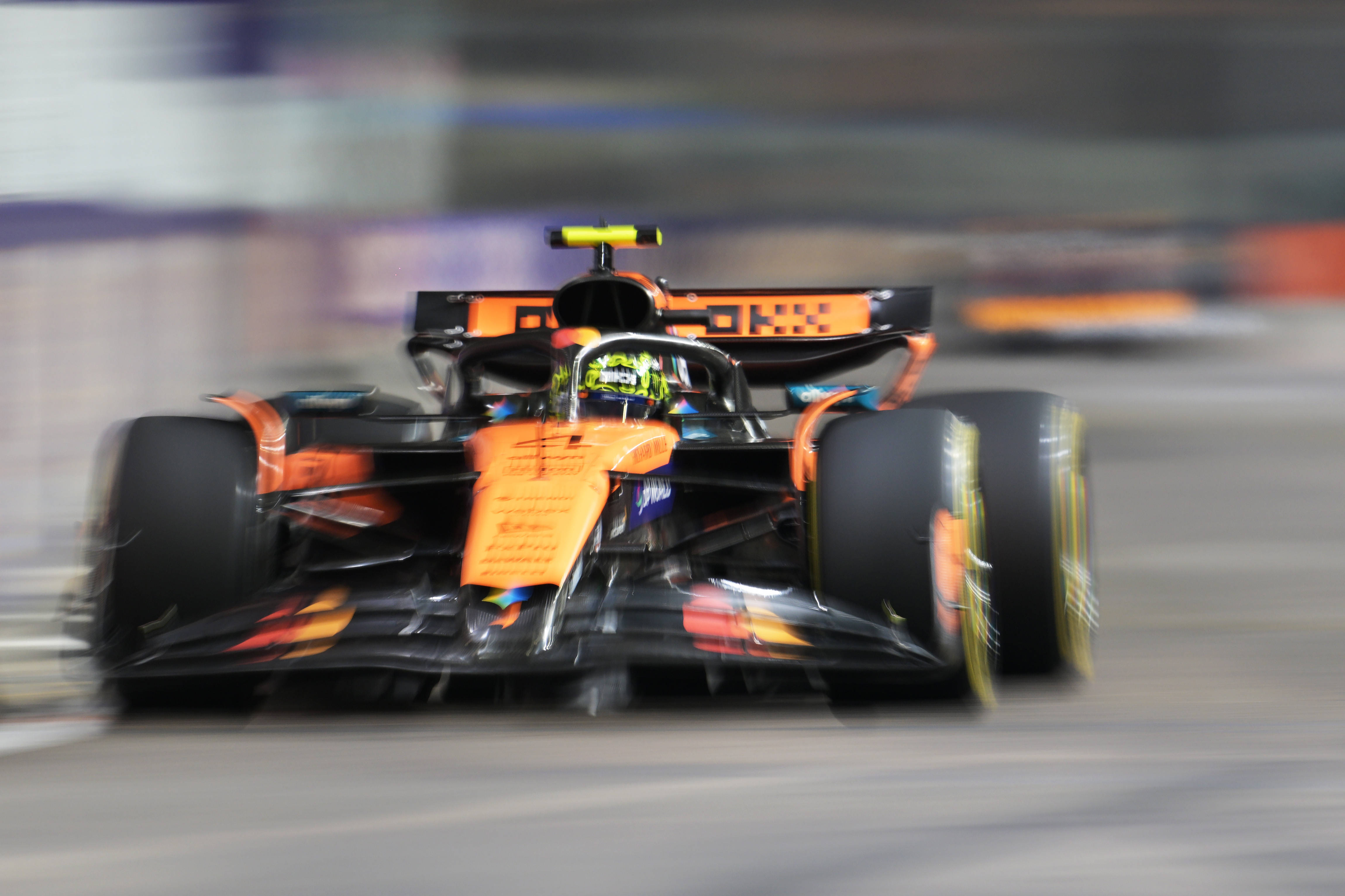 迈凯伦力克法拉利，勒克莱尔点燃赛场