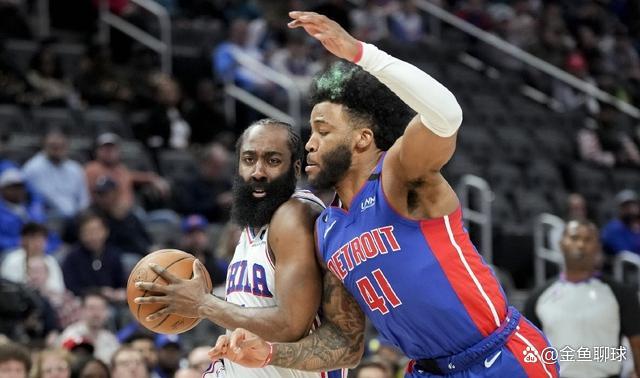 辽宁队险胜掘金，欧文带队取胜