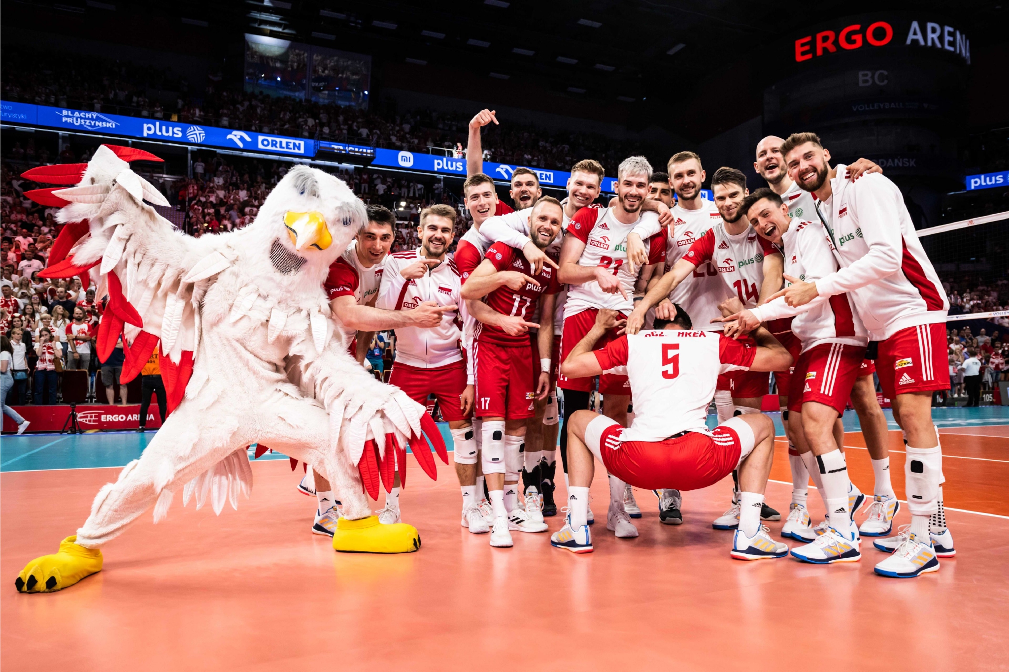 瑞典队逆转波兰队，波尔关键制胜