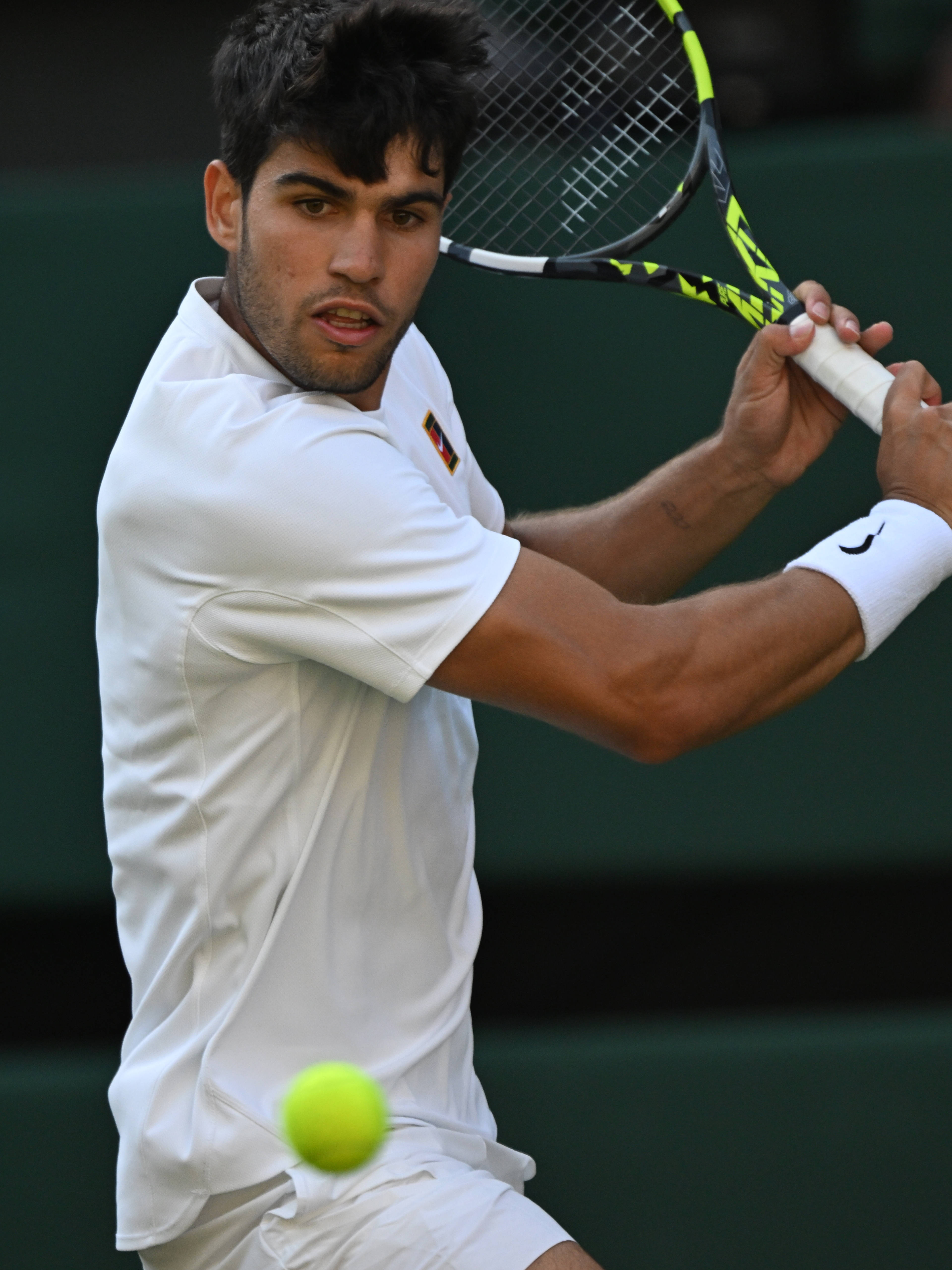 温网险胜蒙特卡洛大师赛，阿尔卡拉斯高光表现