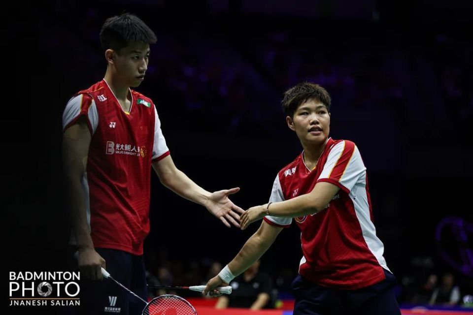 韩国队碾压日本队，郑思维带队取胜