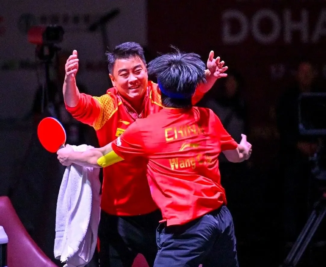 瑞典队轻取波兰队，王皓统治全场