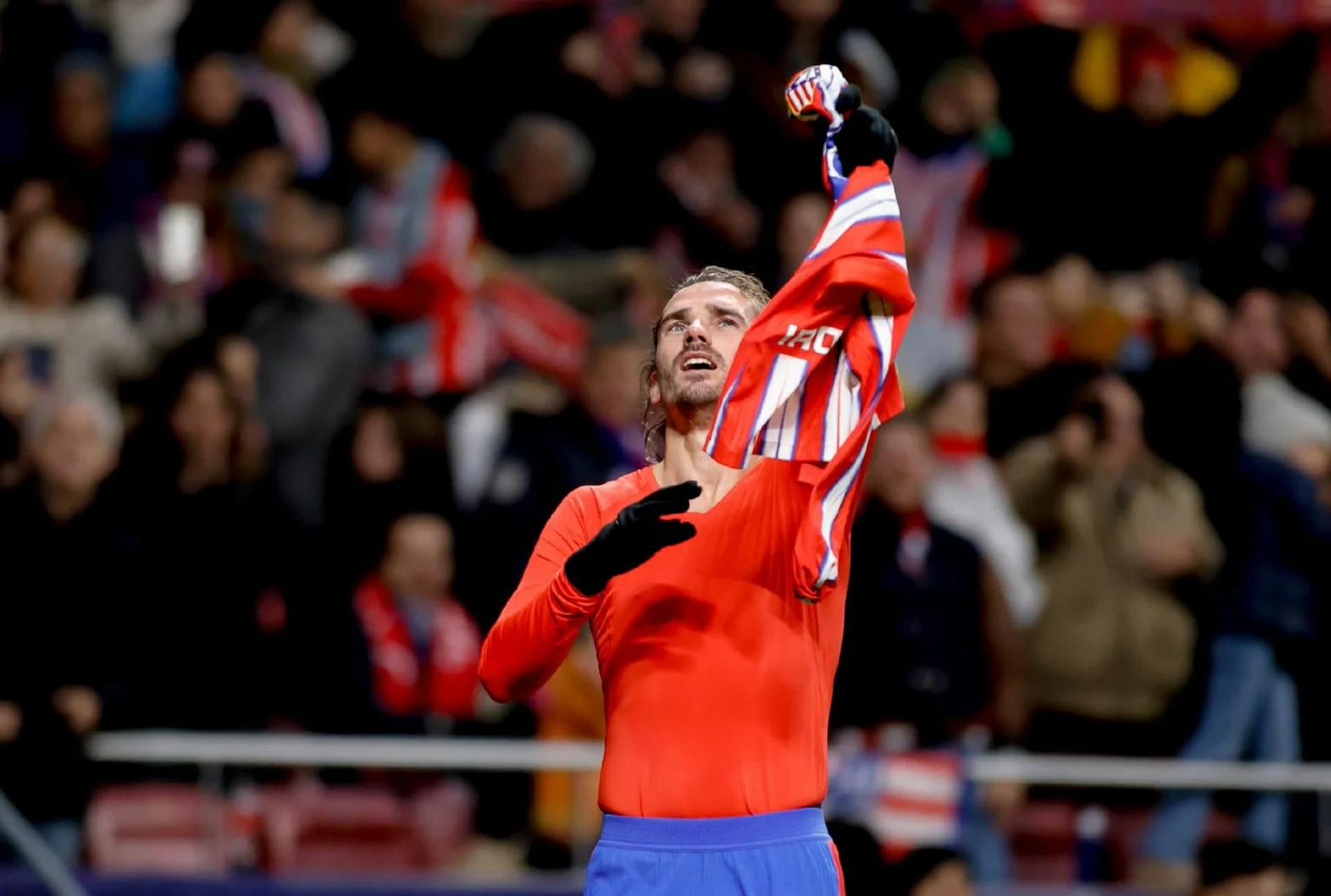 莱比锡红牛完胜里昂，格列兹曼高光表现