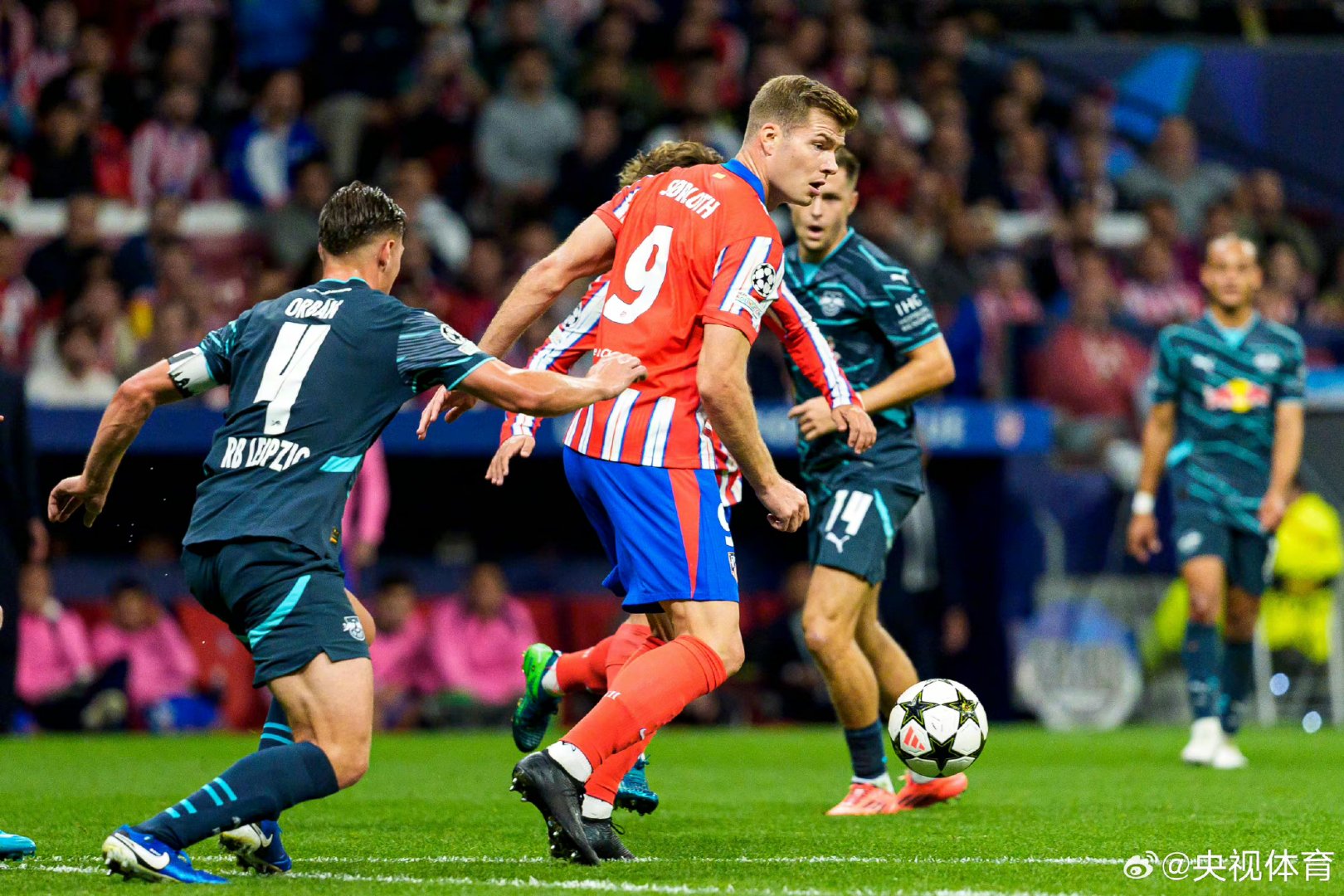莱比锡红牛完胜里昂，格列兹曼高光表现