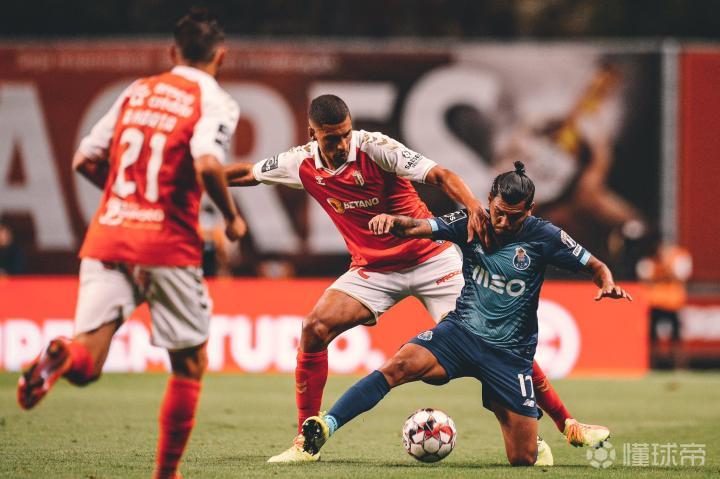 葡萄牙队轻取瑞典队,波尔刷新纪录 葡萄牙队轻取瑞典队,波尔刷新纪录