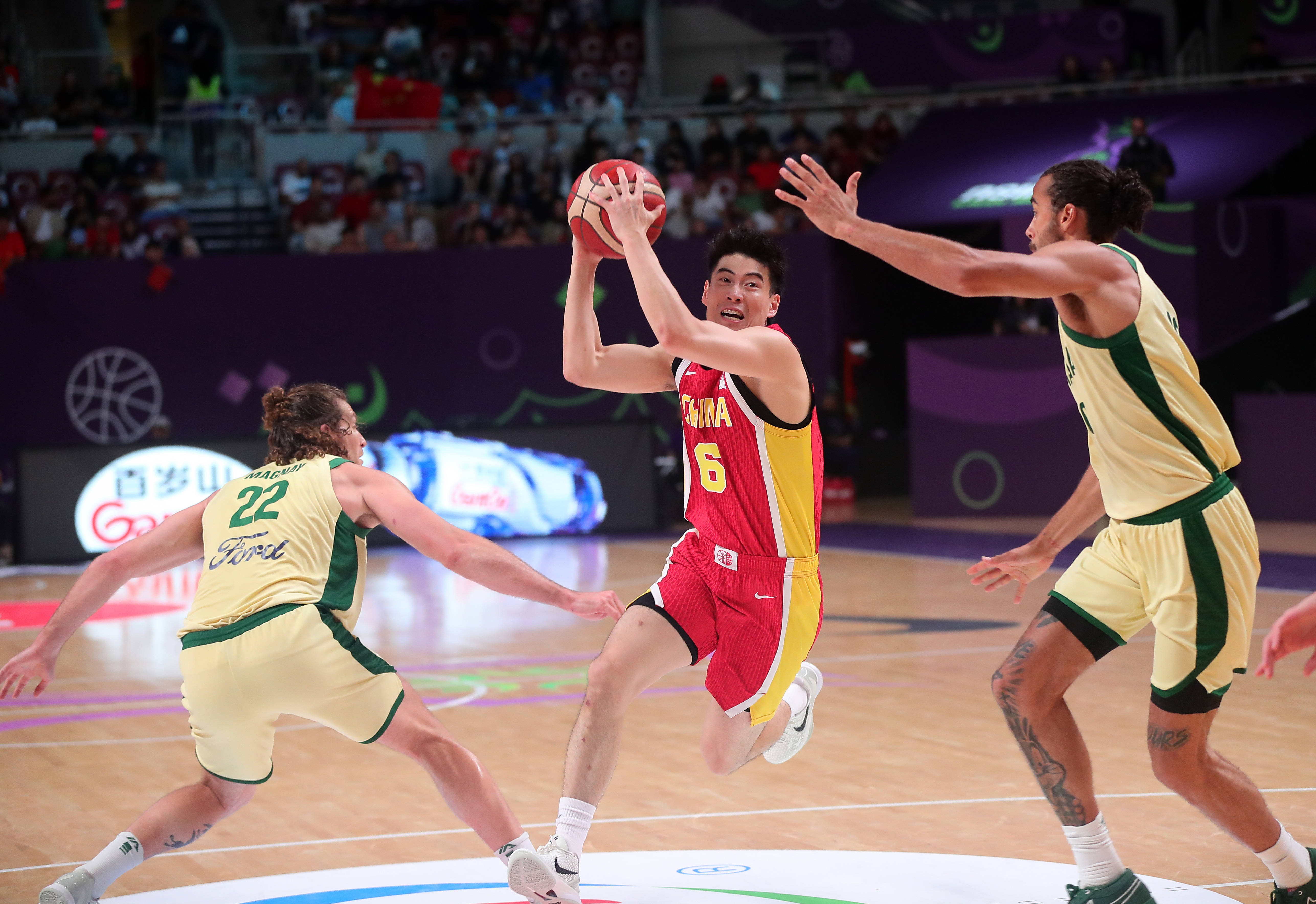 球员表现出色，球队获得耀眼胜利