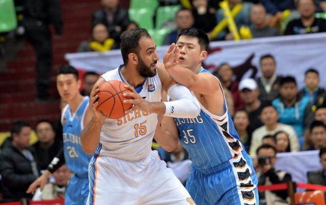 陕西队艰难胜出,晋级季后赛 陕西队艰难胜出,晋级季后赛