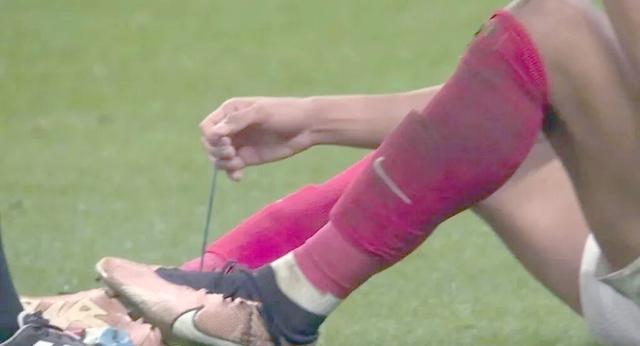 法国队轻松击败对手,晋级半决赛 法国队轻松击败对手,晋级半决赛