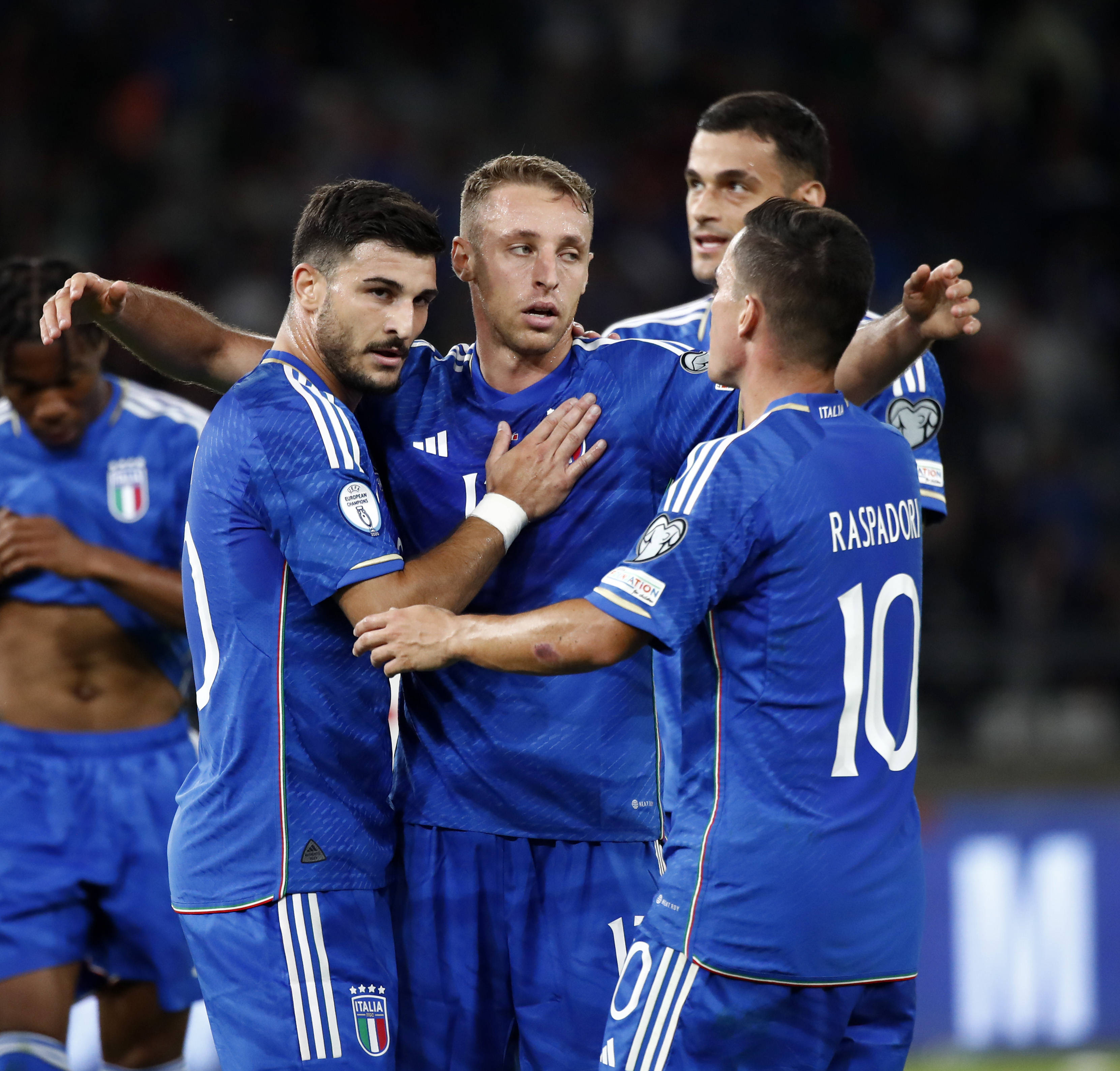 意大利国家队在比赛中凭借进球击败对手 意大利国家队在比赛中凭借进球击败对手