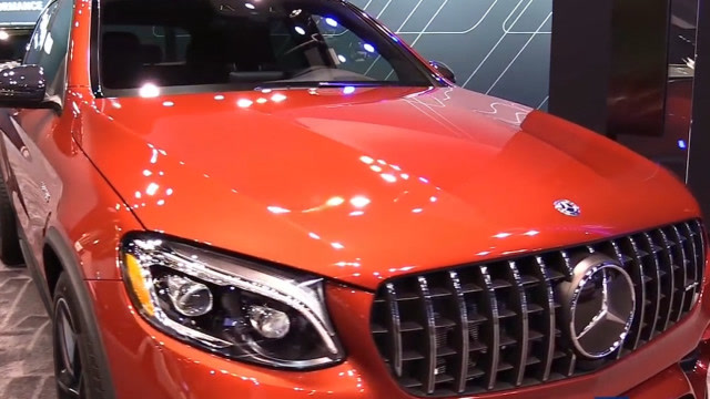 梅赛德斯碾压阿斯顿马丁，诺里斯惊艳四座