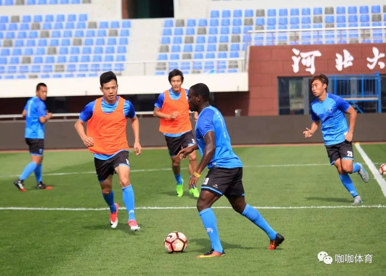 毅腾主场憾负绿城,保级形势更加严峻 毅腾主场憾负绿城,保级形势更加严峻