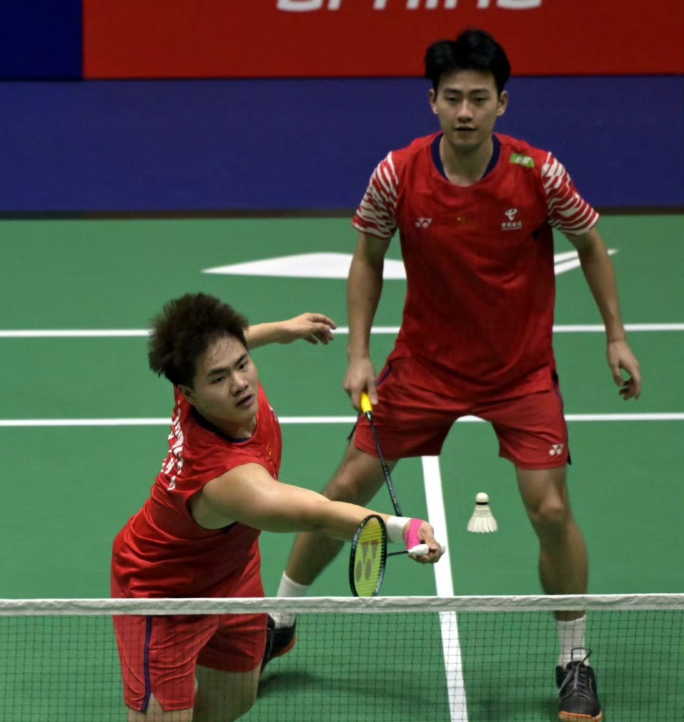 日本羽毛球队翻盘中国羽毛球队，陶菲克关键制胜